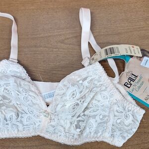 Bali 2431 Lace 'N Smooth Collection Soft Cup Sz 38B - Pink